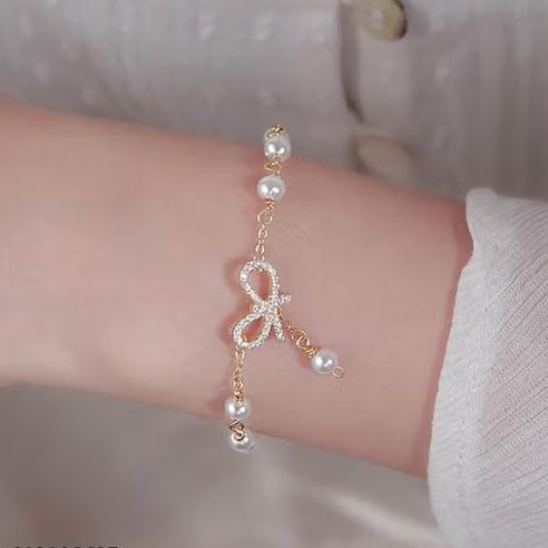 Vedishine Elegant Bow and Pearl Bracelet
