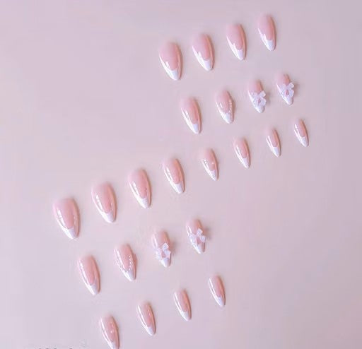 Set of 24 Artificial Reusable Nails in Bowknot with Pearls design with glue