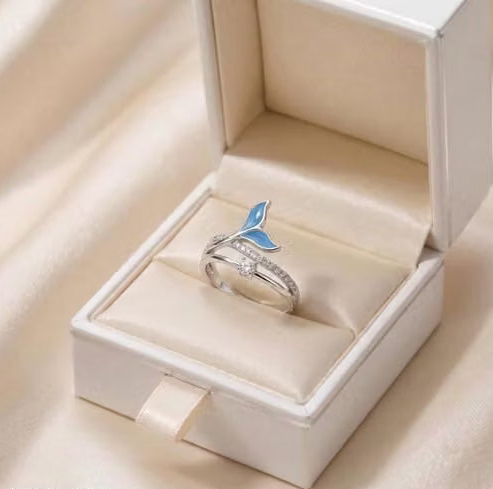 Blue Mermaid Tail Fashion Ring